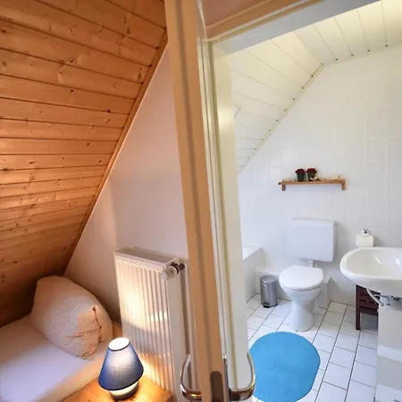 Semesterbostad Haus Krabbe *